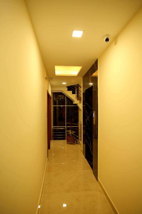 Kira Palace Residency 호텔 에르나쿨람 외부 사진
