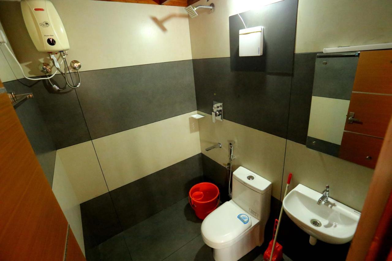 Kira Palace Residency 호텔 에르나쿨람 외부 사진